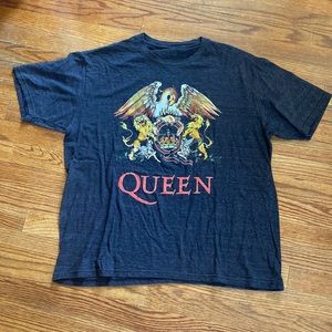 Queen band shirt